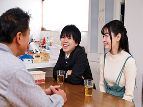 義父と妊活　種なし息子の嫁の誘惑　響乃うた サンプル動画サムネイル